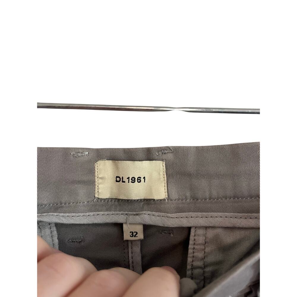 DL1961 Men’s Jake Chino Short - Picture 2 of 4
